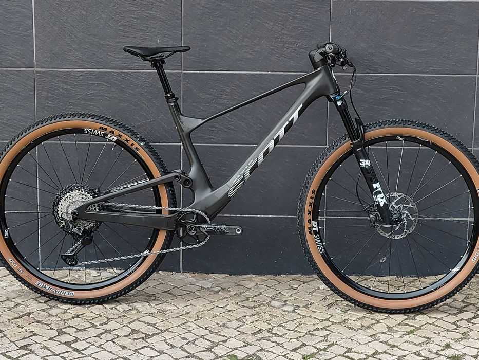 Scott Spark team upgrade ( aceito retomas)
Rodas carbono não são