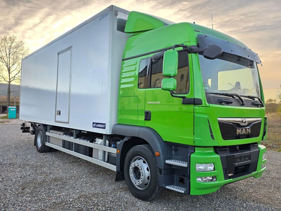 MAN TGM 18.320 / 18.290 / 15.290 / IZOTERMA / WINDA / 19PALET / E6  / 08.2018 / LIFT / SPROWADZONY / AUTOMAT / SYPIALKA / PIERWSZY WŁAŚCICIEL / BOCZNE DRZWI / STAN BARDZO DOBRY