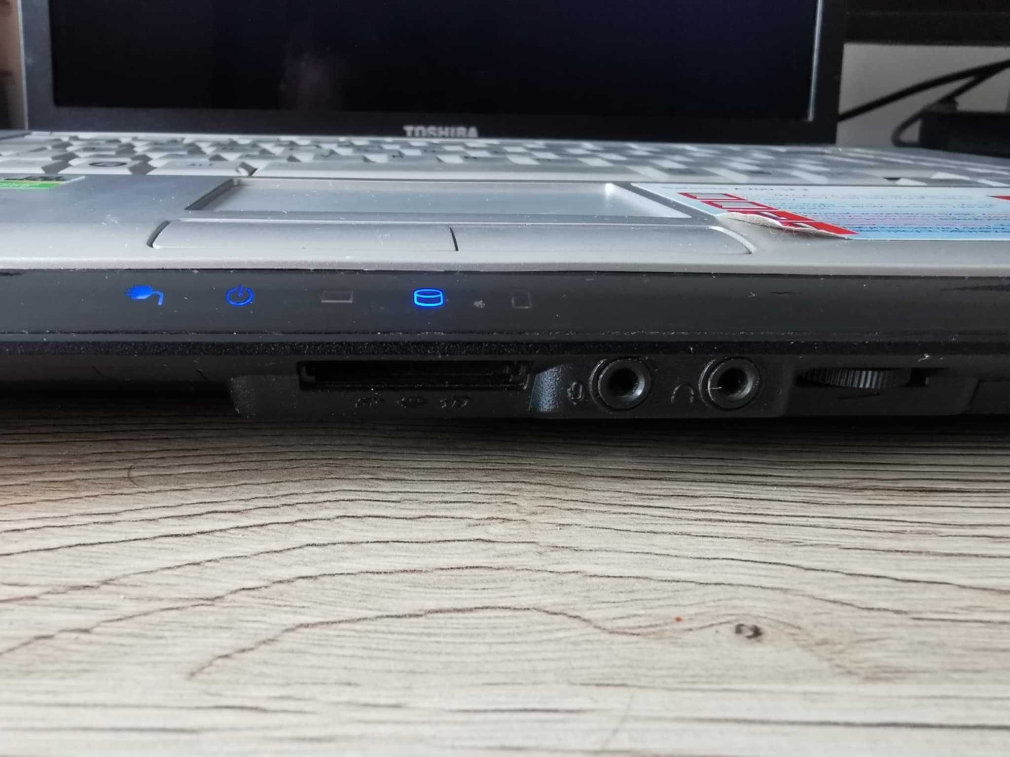 Komputer LAPTOP 15" TOSHIBA Satellite A200-1FJ HDD 200GB RAM 2GB Win7