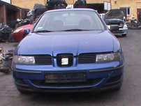 Seat Toledo 2 Lampy zderzak   maska  Kod lakieru LS5N