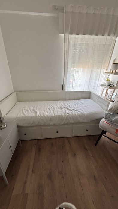 Cama Ikea Hemnes com 3 gavetas