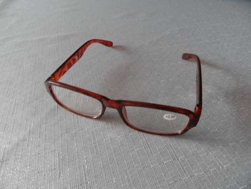 Okulary korekcyjne do czytania plusy + 3,50
