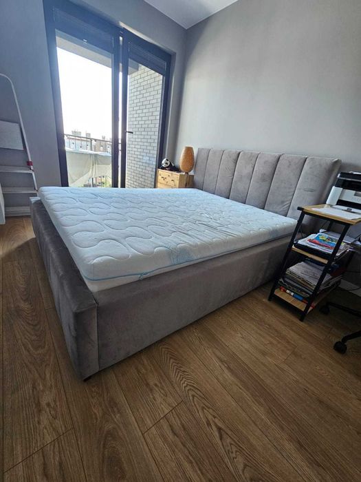 Łóżko BRW 160x200 bez materaca w bardzo dobrym stanie