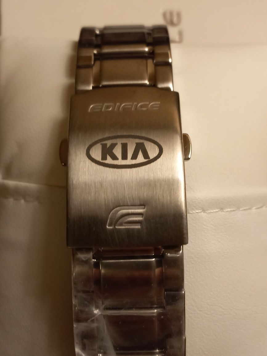 Zegarek Casio Edifice Kia Klasyk.