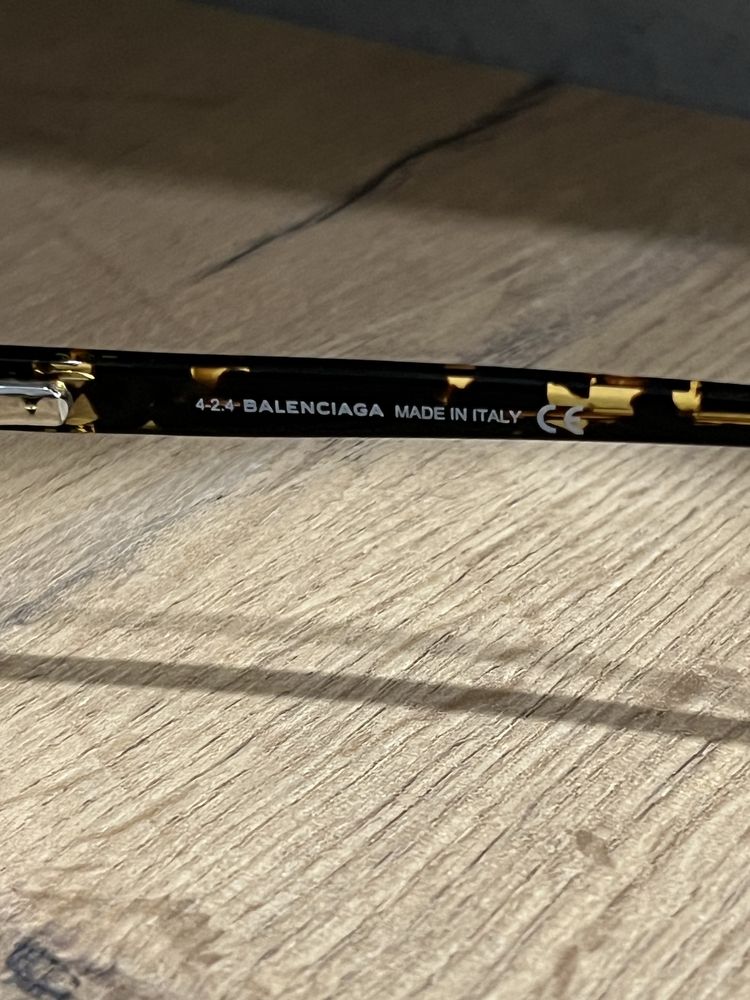 Okulary damskie Balenciaga