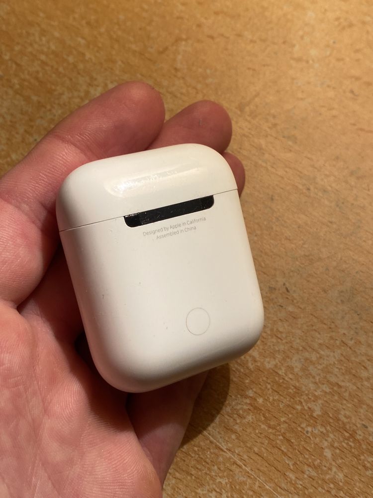 Ładujące Case Etui Airpods Oryginal