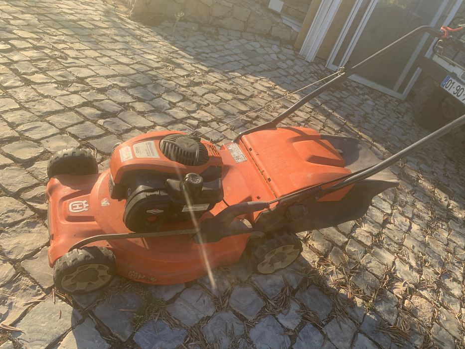 Corta relva husqvarna