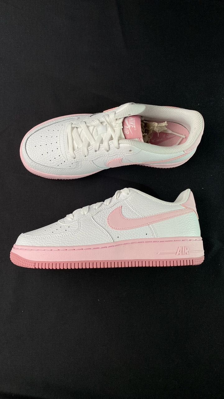 Кросівки жіночі Nike Air Force 1 Gs Elemental Pink