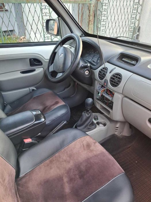 Renault Kangoo 2004 rok