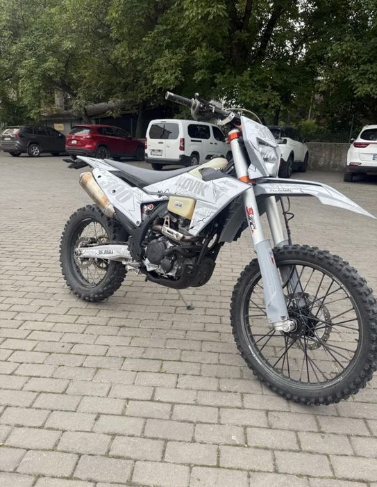 Кові лайт 300 в хорошому стані