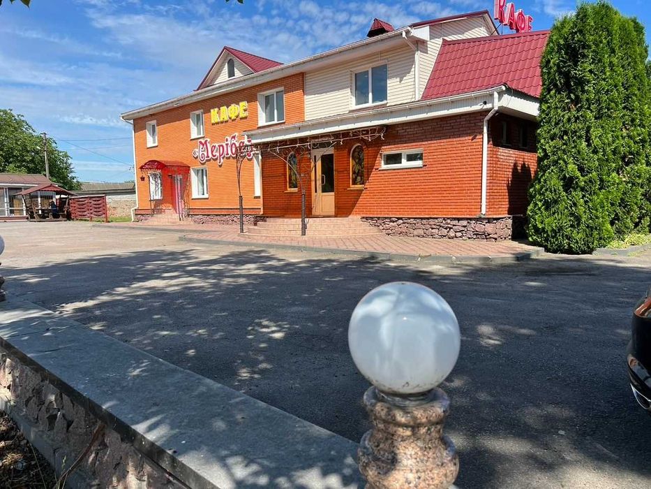 Продаж кафе,фасад траса Київ-Житомир + ділянка 75 соток