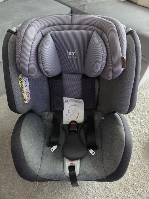 Cadeira auto ZY Safe – excelente estado!


---

Cadeira auto ZY Safe –