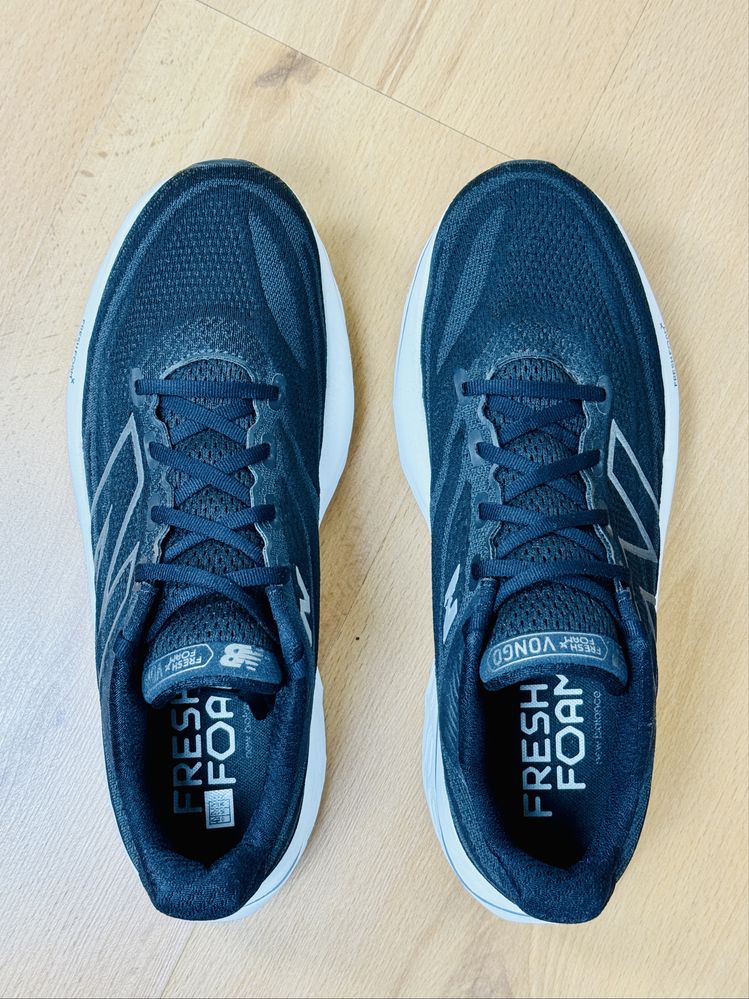 New Balance Fresh Foam X Vongo v6 - czarne, rozm. 45, stabilizacja