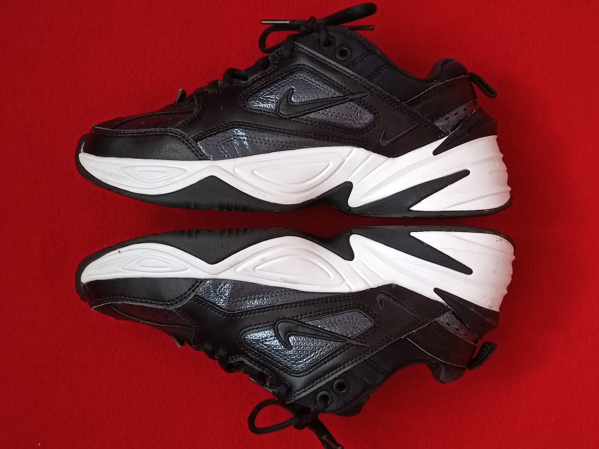 Продам оригинальные женские кроссовки Nike M2K Tekno 39