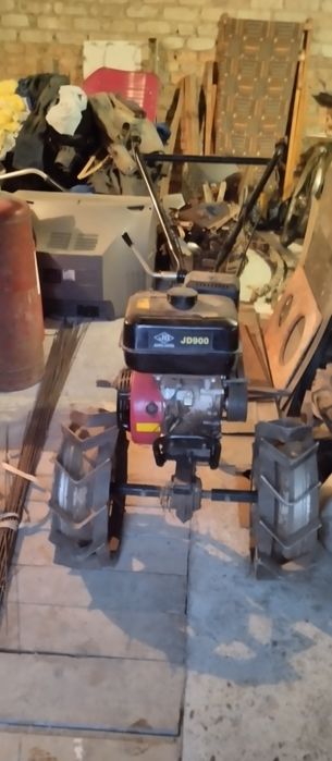 Мотокультіватор( мотоблок )