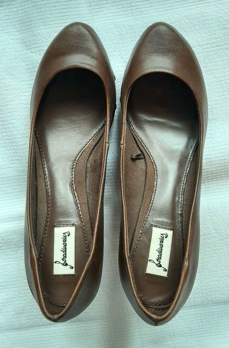 Sapatos Pele n39 Stradivarius