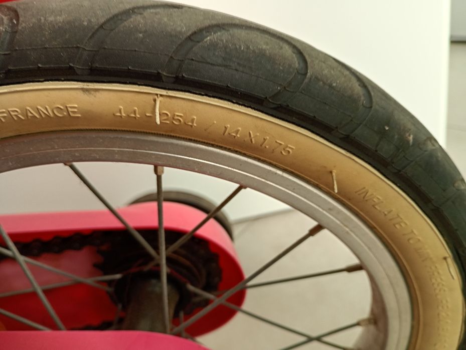 Bicicleta de criança 2-4 anos