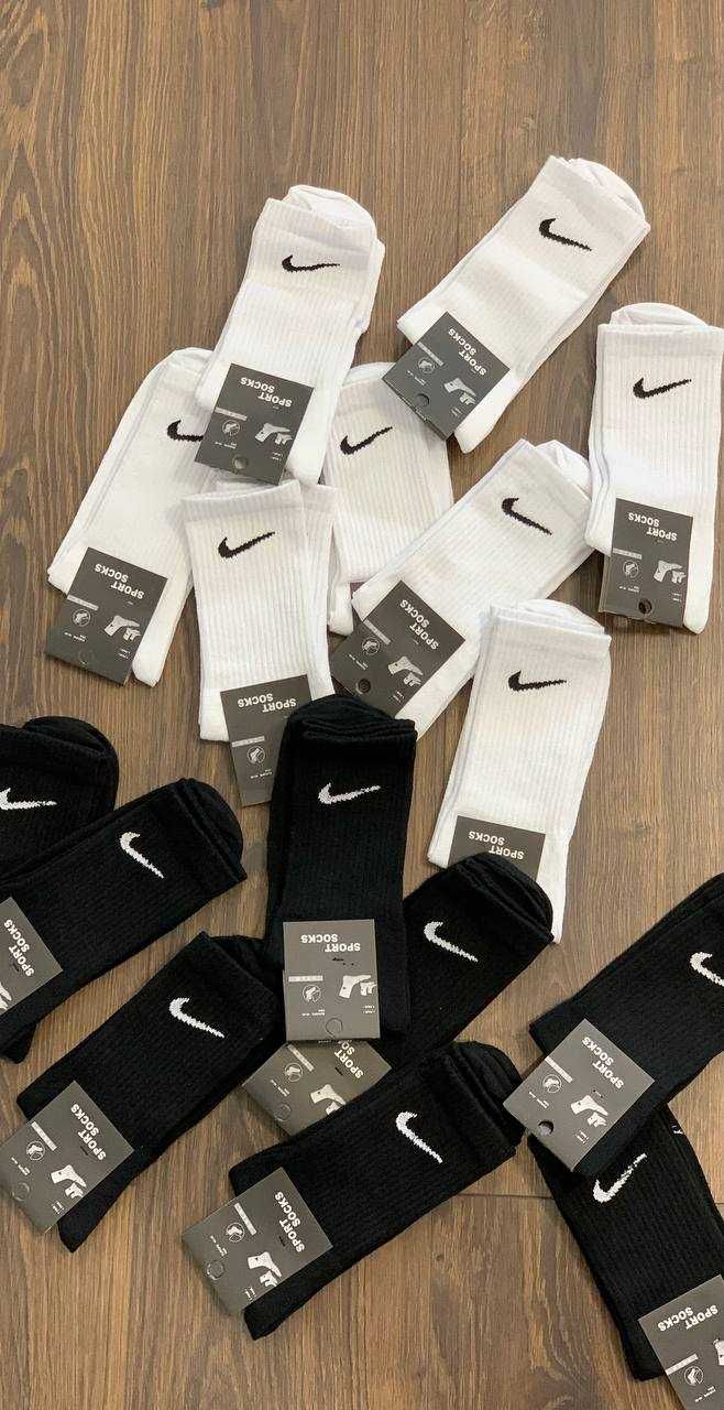 Шкарпетни NIKE білі та чорні