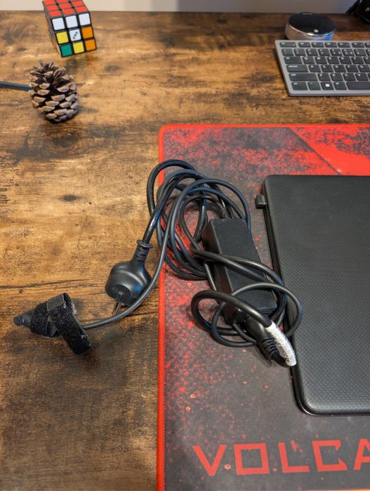 Laptop HP 15s-fq2434nw / Intel i3 / 8GB / SSD 256GB / FullHD / Windows