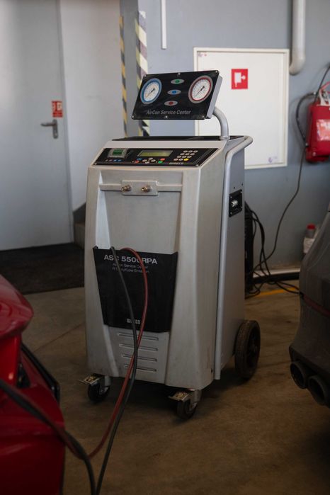 Stacja diagnostyczna klimatyzacji samochodu WAECO ASC5500RPA R1234yf