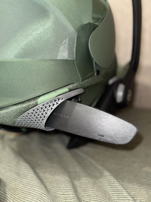 Автокрісло 0-13 кг Cybex Cloud T i- Size Plus Leaf Green Бірюзовий