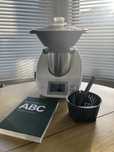 Thermomix 5 mało używany z akcesoriami