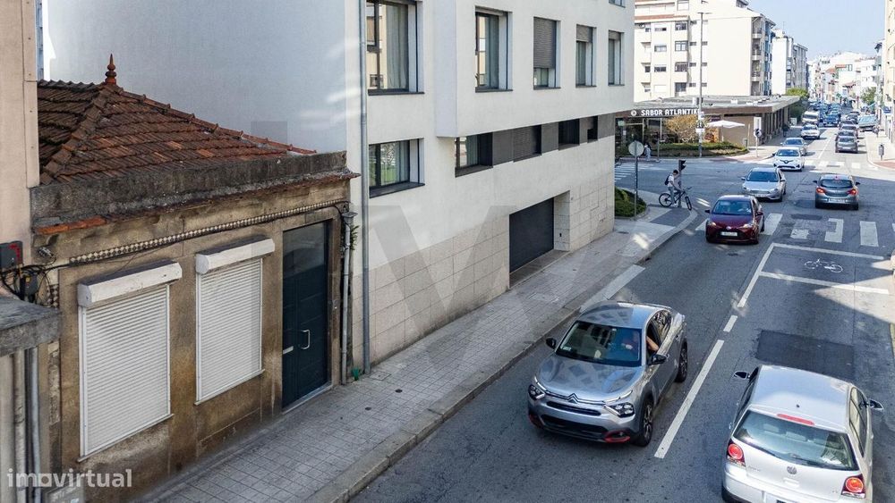 Prédio com potencial de construção, Boavista / Cedofeita / Porto
