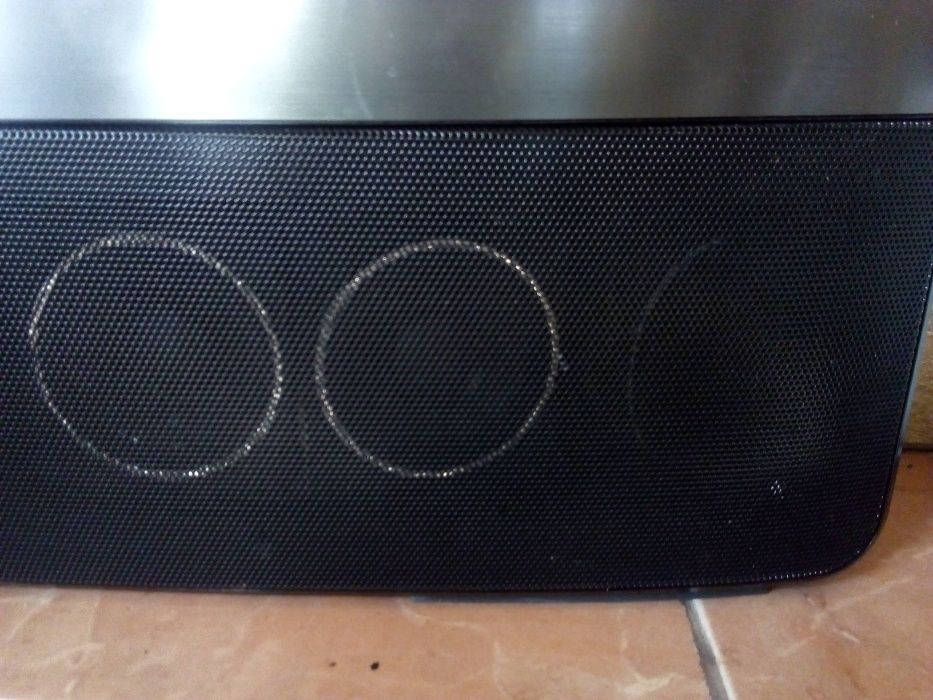 Продам домашний кинотеатр SoundBar Philips HTS7140/51