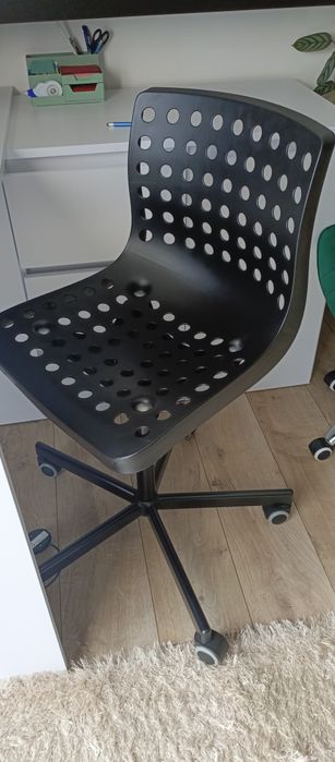 Krzesło biurowe obrotowe
