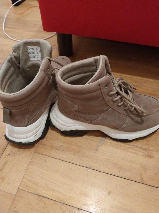 Buty MUSK, rozm.38, jesienno zimowe