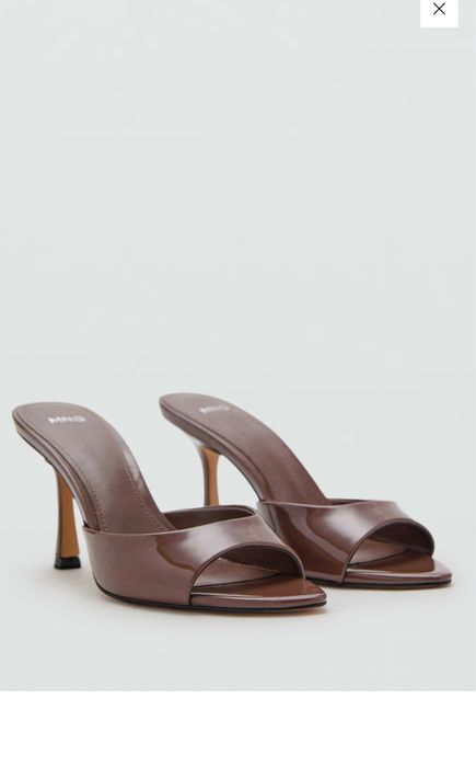 Мюлі Mango є в кольорі Мокко і Чорні