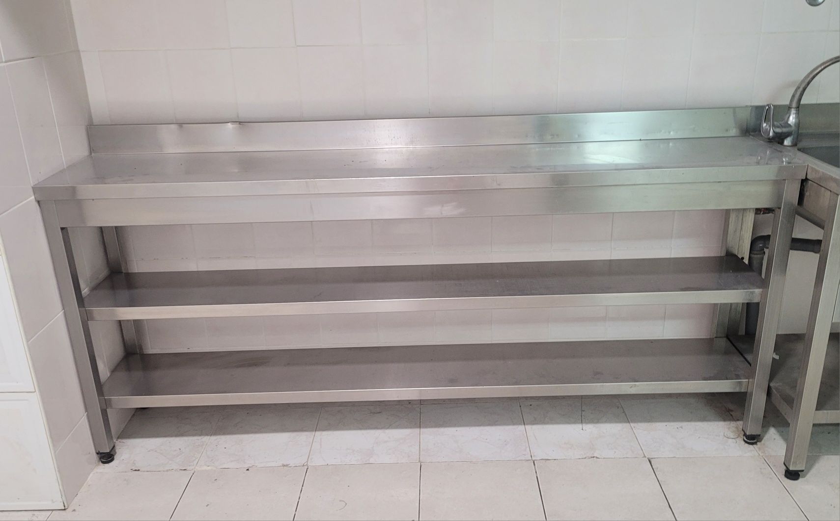 Conjunto de bancadas inox