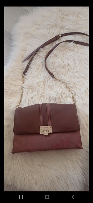 Torebka Guess.                 .