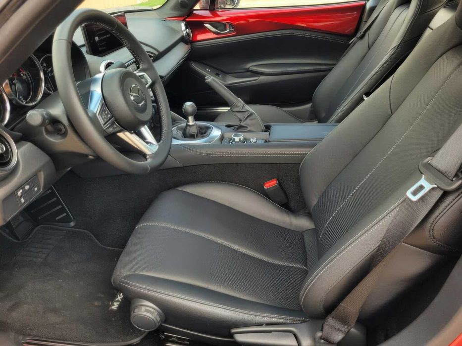 Mazda MX-5      2025