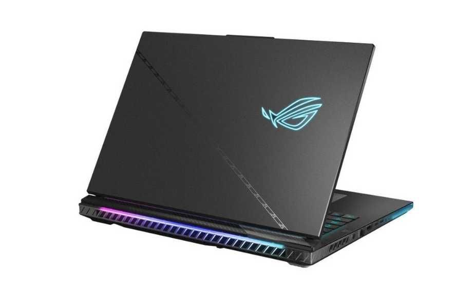 ASUS ROG Strix Scar 18 (i9-13980HX/32GB/1TB SSD/RTX 4090/18") - Novo