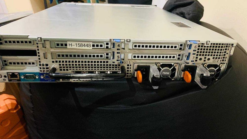 Сервер Dell PowerEdge R720 - 2xIntel XEON Ten Core e5-2670