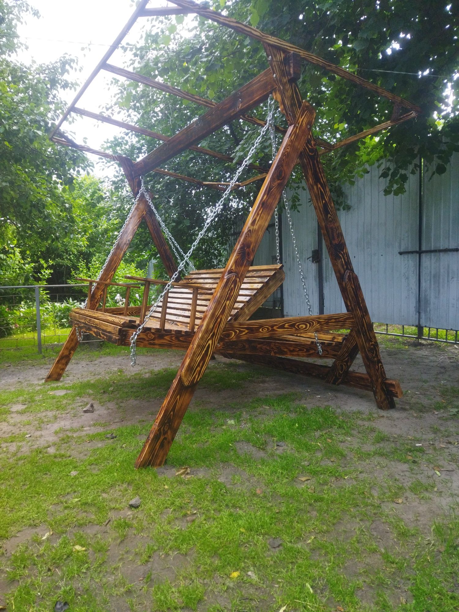 Кресло с регулировкой угла наклона.