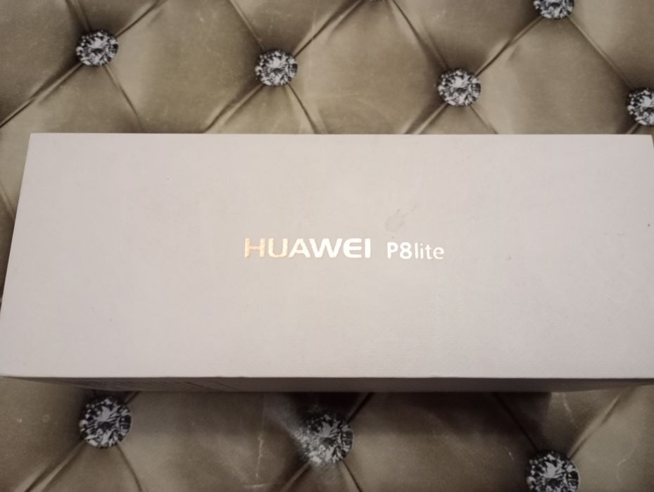Huawei p8 lite-  Kartonik
