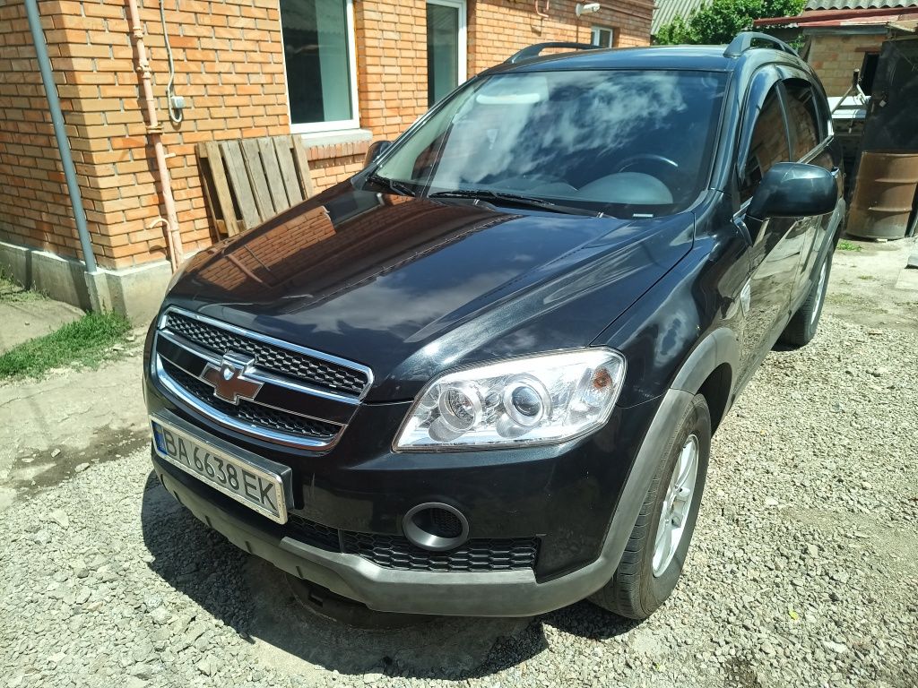 Продам Шевроле Captiva 2,4.