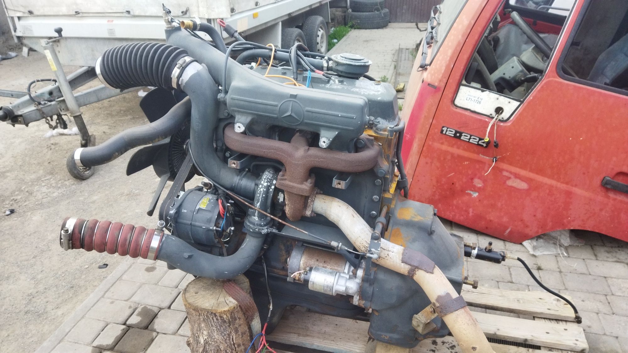 Продам запчастини до Mercedes Benz Vario