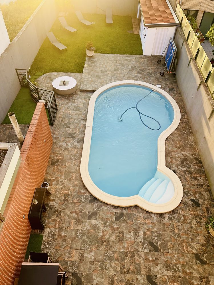 Moradia com Piscina Maia