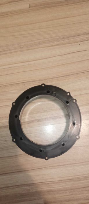 Аудио-подиумы на Vag-группу, под 16 размер динамиков, пластик