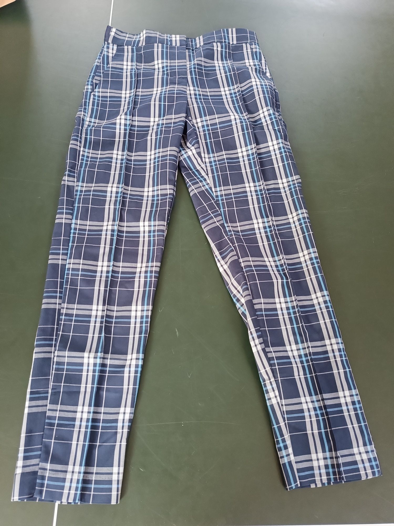 Eleganckie spodnie materiałowe w kratkę w kantke 36 Esmara