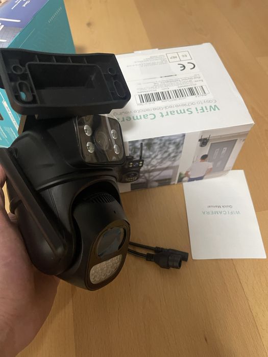 WIFI камера з двома об'єктивами  15MP zoom 5x з датчиком руху