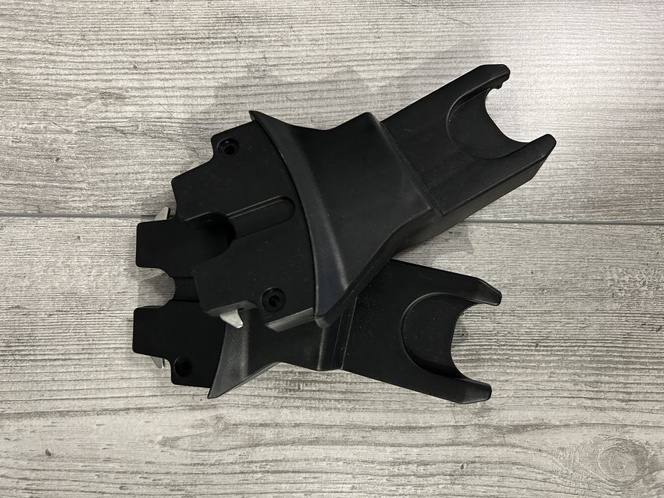 Автолюлька Roan з адаптерами від 0 міс до 15 міс