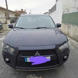 Mitsubisishi outlander 7b lugares