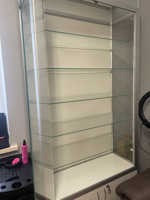 Шафа скляна самовивіз