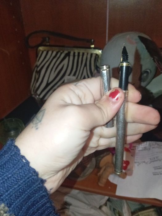 Caneta sem tinta aparo