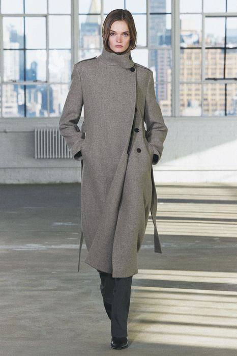 Zara пальто плащ верхній одяг осінь зима