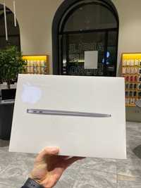 Macbook Air M1 2020 256/512gb silver, space gray/gold вже у Ябко